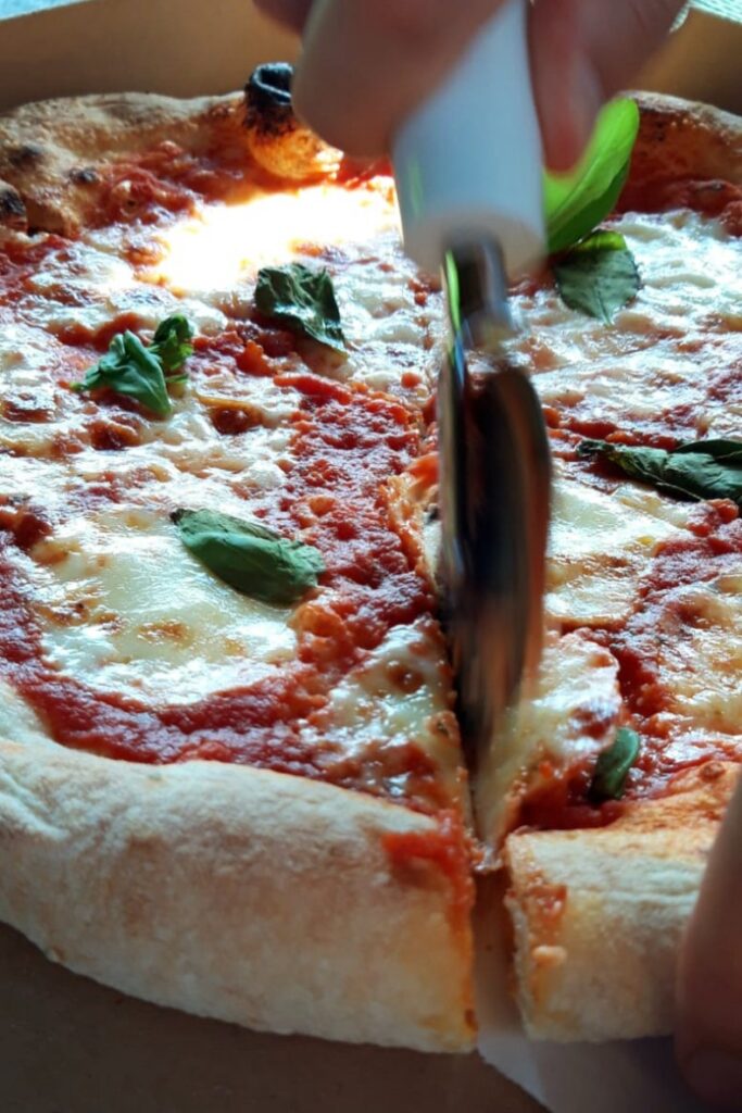Giro Deliviery Wrocław Pizza