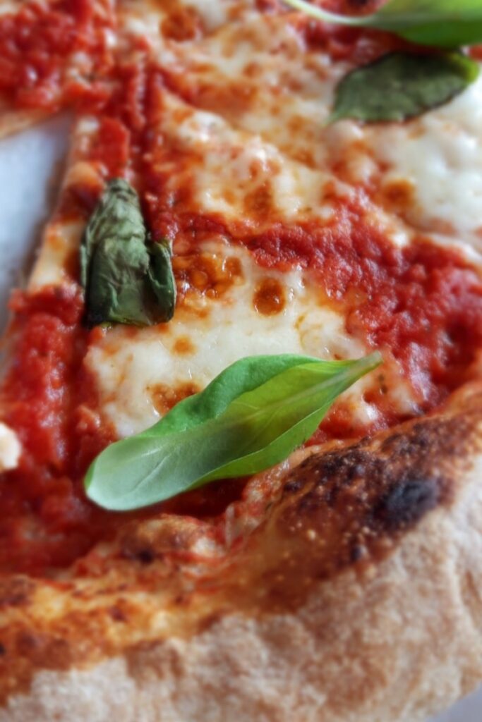 Giro Deliviery Pizza