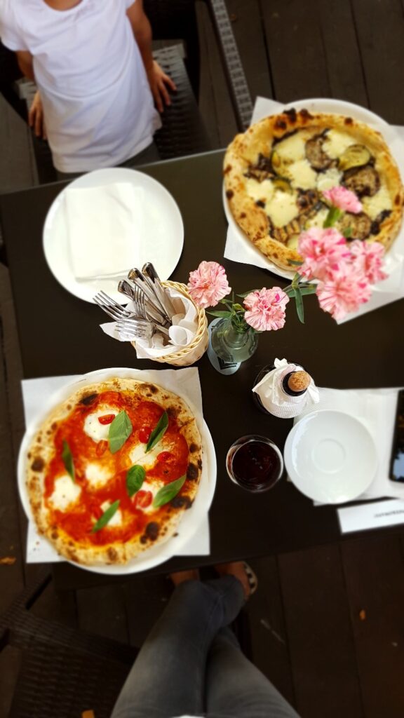 Kuchnia i sklep włoski we Wrocławiu. Pizzeria Giro Deliviery