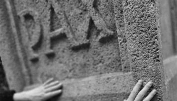 Konsul Honorowa Włoch Monika Kwiatosz cmentarz włoski we Wrocławiu z czasów I Wojny Światowej